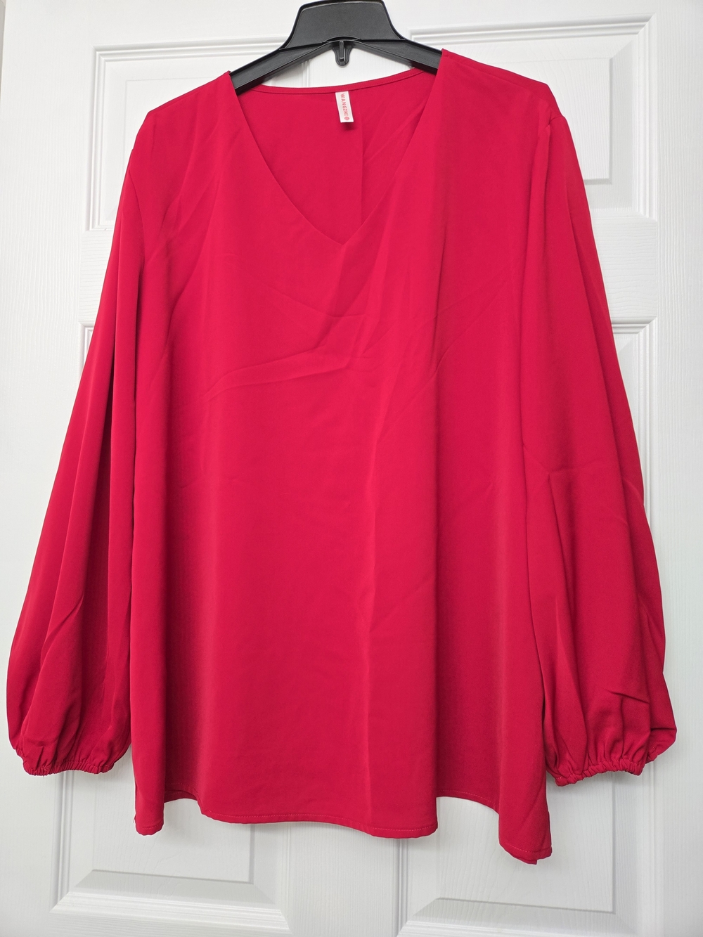 Women’s V-Neck Long Sleeve Top - Red